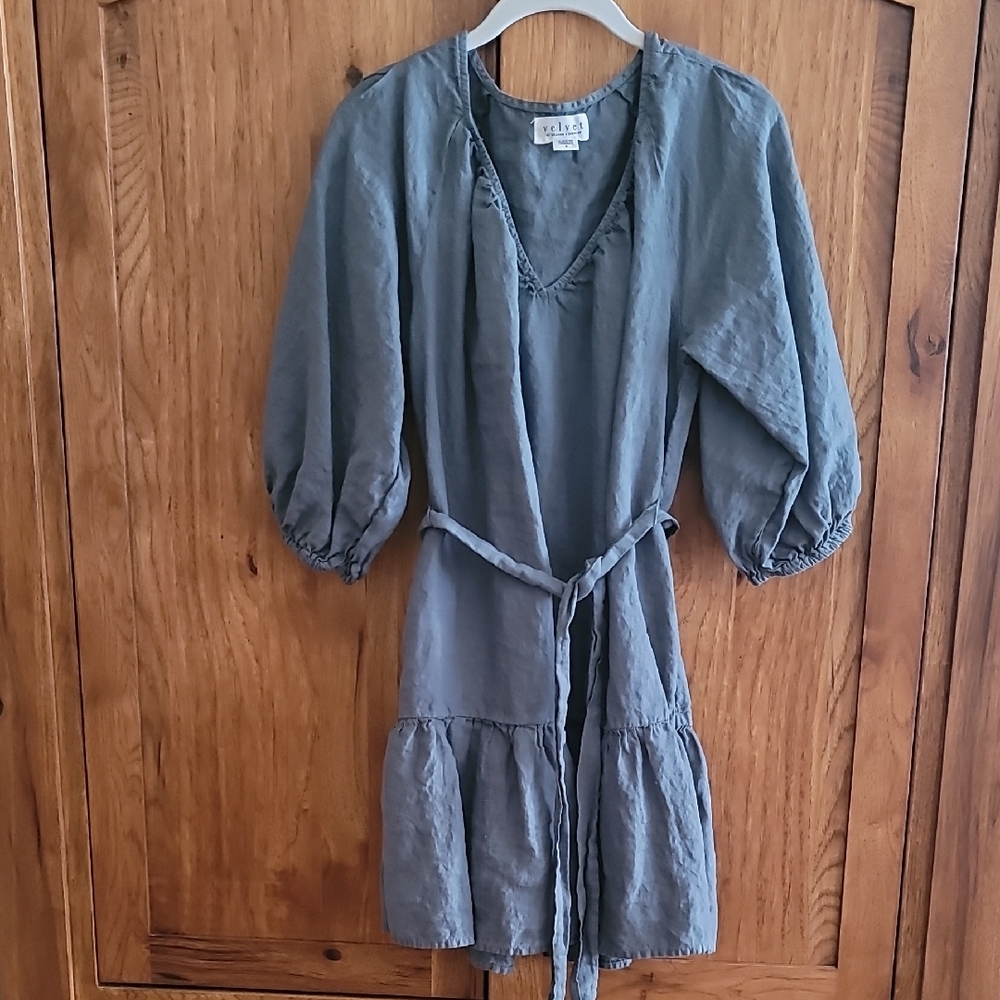 Velvet By Graham&Spencer 100% Linen Charcoal Gray V-Neck Mini Dress